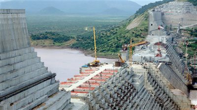 كل الخيارات مطروحة.. ما هي سيناريوهات حل أزمة سد النهضة أمام مصر؟