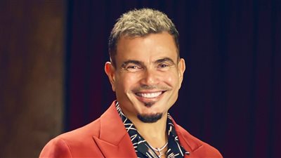 الكلمة الحلوة لعمرو دياب تتخطى 400 مليون مشاهدة وتتصدر أنغامي