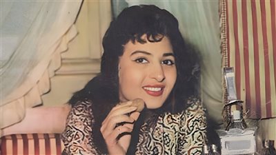 في ذكرى وفاتها الـ58.. نعيمة عاكف 