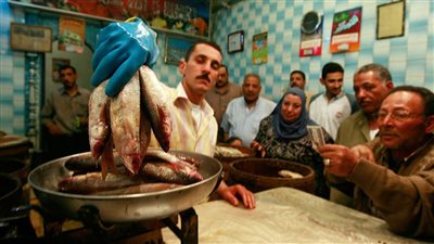  الفسيخ مصري.. ولكن هناك دول غربية تشارك مصر عشق الأسماك المملحة
