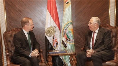 وزير الزراعة يوجه بتكثيف حملات التفتيش على منافذ بيع اللحوم والدواجن والمجازر 