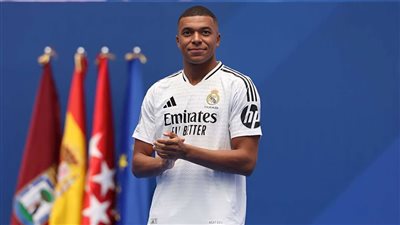 اللعنة تلاحق مبابي في ريال مدريد .. وأنشيلوتي يدافع 