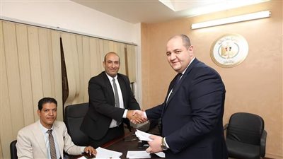 وزارة العدل تطلق العمل في مكاتب التصديق بـ10 محافظات ضمن  مبادرة الرئيس