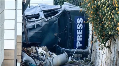 في الفجر.. مسيرة إسرائيلية تقتل الصحفيين وهم نائمون في جنوب لبنان 