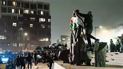 إصابات وحالات اختفاء بين جماهير فريق إسرائيلي مزقوا علم فلسطين في أمستردام