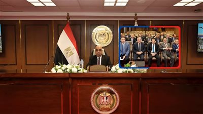 وزير العدل يجتمع برؤساء المحاكم الابتدائية والاقتصادية لتعزيز العدالة الناجزة والتحول الرقمي