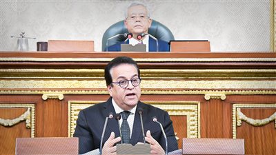 طلب إحاطة يحذر من استمرار نقص الأدوية ومستلزمات الجراحة في المستشفيات