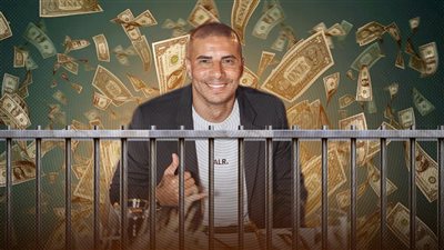 محمد زيدان .. الرحلة الكاملة من الساعة المسروقة وقضية طلعت مصطفى إلى الحبس 15 يومًا 