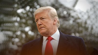 بعد تهديد ترامب بفرض جمارك 100%.. خبير: على مصر الاختيار بين البريكس وأمريكا