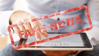 خبير قانوني: الحبس والغرامة عقوبة نشر وترويج الشائعات والأخبار الكاذبة