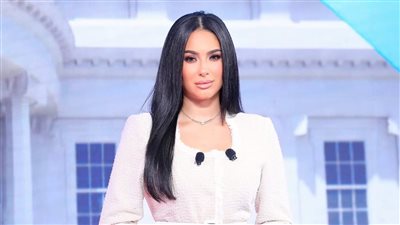 فيروز مكي تلقن مسؤول أمريكي درسا قاسيا: «أنت على شاشة قناة مصرية عربية»