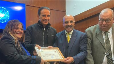 تكريم الإعلامي طارق علام في حفل مهيب كأفضل شخصية إعلامية لعام 2024