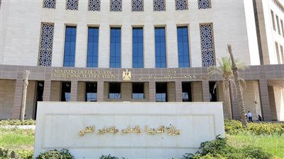 التربية قبل التعليم يا وزير التعليم (ظاهرة تحتاج إلى حلول جذرية)