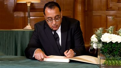 الحكومة تنتهي من خطة الحماية الاجتماعية لزيادة المرتبات والمعاشات قبل رمضان