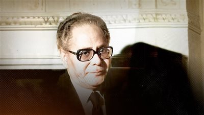 صوفي أبو طالب.. أول رئيس مؤقت يحكم مصر في مرحلة مفصلية