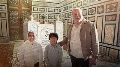  بالصور.. كواليس الزيارة السنوية للملك السابق أحمد فؤاد وأحفاده إلى مصر