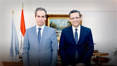 المسلماني يهنئ خالد البلشي بعد فوزه بمنصب نقيب الصحفيين