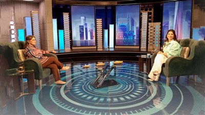 لبنى ونس: طفولتي كانت صعبة...كنت بقعد علي رجل صاحب والدي ومكنتش اعرف أنه بيتحرش بيا 