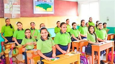 أولياء الأمور يستغيثون من عدم قبول أبنائهم بالمدارس التجريبية وأزمة السن والكثافة