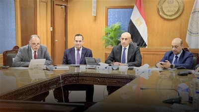 بعد تداول امتحان الدين.. استبعاد رئيس لجنة “أولاد الأكابر” الثانوية العامة بسوهاج