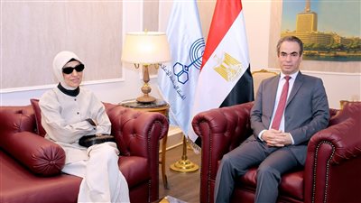 المسلماني يستقبل هدي نجيب محفوظ قبيل افتتاح استديو نجيب محفوظ