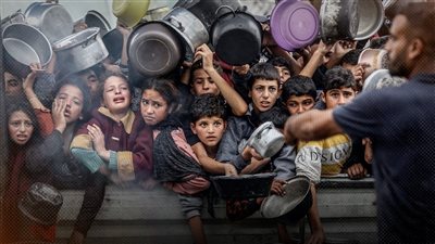 الجوع ينهش أطفال غزة.. استشهاد 66 طفلا لسوء التغذية و16ألف يترقبون الموت