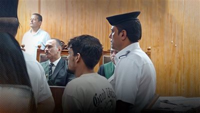 حشيش الفرح ضيع فتيات العنب.. السجن 15 عاما لسائق تريلا الطريق الإقليمي