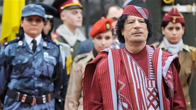 ابنة معلمة القذافي تروي ذكريات «العقيد»: كان خجولا مع النساء وعقدته الإنجليزي