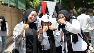 من «حليم» إلى «الراب».. أغاني الثانوية العامة مرآة فرحة الطلاب عبر الأجيال