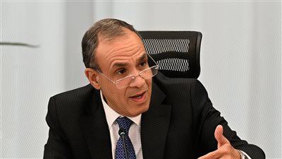 خفض مستوى التأمين بمحيط بعض السفارات في القاهرة بمبدأ المعاملة بالمثل