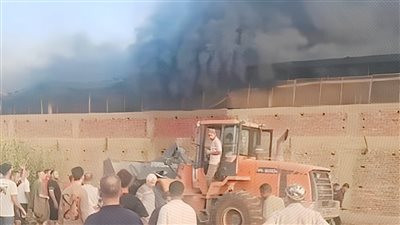 مصرع 5 أشخاص في حريق مخزن بلاستيك بالقناطر الخيرية