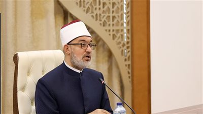 نظير عياد يحطم الرقم القياسي.. مليون فتوى خلال 365 يوما