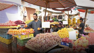 الاسواق الشعبية الصوت المرتفع والسعر الاقل