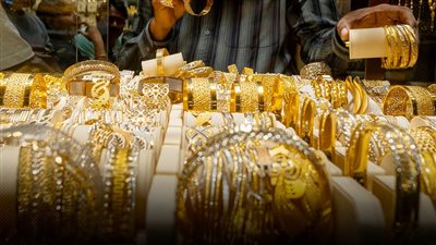 أسعار الذهب وفقاً لآخر تحديثات اليوم الاحد الموافق بتاريخ 10/8/2025