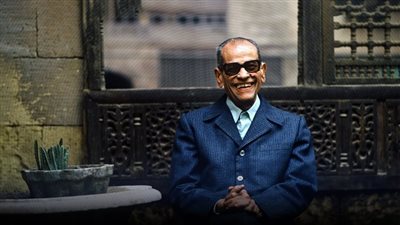 ثلاثية نجيب محفوظ النسائية اللاتي أثرن في حياة الأديب العالمي 