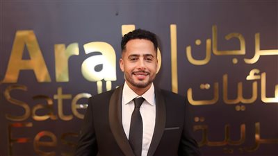 عصام السقا يفوز بجائزتين في مهرجان الفضائيات العربية 2025 