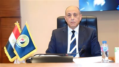 بموافقة 88.3% من الحضور.. الفريق محمد عباس حلمي رئيساَ لــ حزب حماة الوطن