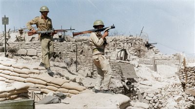  معركة عيون موسى .. استسلام قوات العدو بعد كسر أنف «أبو جاموس» 