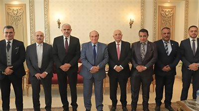 جامعة الريادة تستضيف اللواء سمير فرج فى ندوة للاحتفال بذكرى نصر أكتوبر