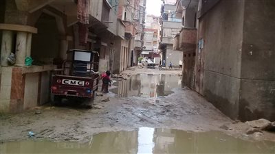 كارثة بيئية في خورشيد بسبب تحويل الأراضي الزراعية للسكن ومخازن سيراميك 