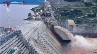 تشغيل توربينات سد النهضة يرسل 350 مليون متر مياه يوميا باتجاه مصر