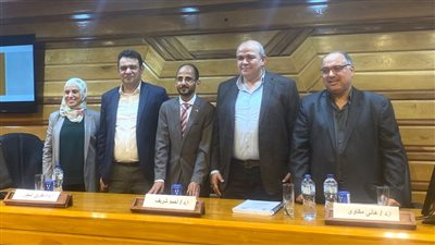 محمد سعد يقدم رسالة دكتوراه في جراحة العيون بكلية طب قصر العيني