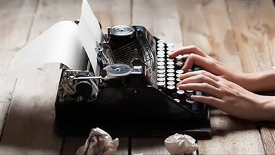 وليس الأديب كالمؤدب