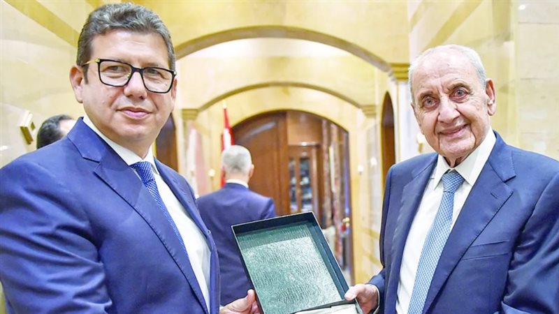 موقع الصفحة الأولى