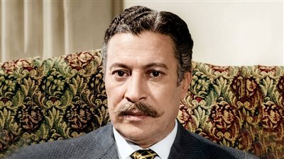 عماد حمدي .. قصة فنان دخل عالم الفن بإعلان لمكافحة البلهارسيا والديدان