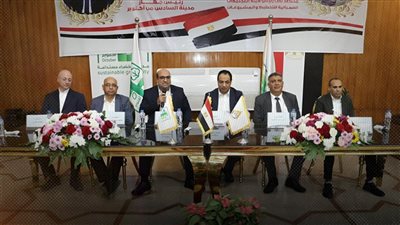 تكريم الرئيس السابق لجهاز مدينة 6 أكتوبر بحضور عدد من نواب البرلمان 