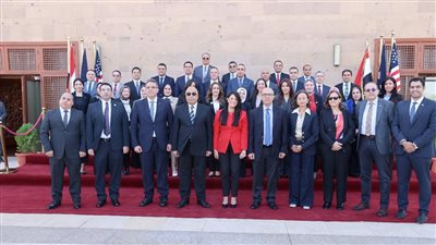 وزيرا العدل والتخطيط يشهدان تخريج اعضاء الهيئات القضائية من قيادة التغيّر