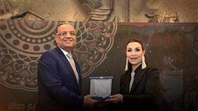 محمود مسلم يفوز بجائزة أفضل كاتب صحفي في مسابقة المحاور مفيد فوزي