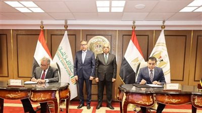 وزير العدل يشهد توقيع بروتوكول تعاون بين وزارة العدل والبنك الأهلي المصري