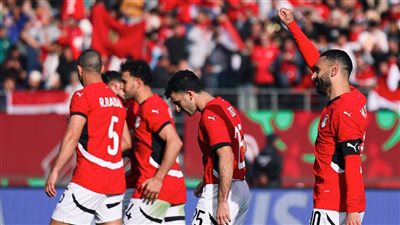 عملوها الرجالة وهزموا الأولاد .. ليلة محمد الشناوي الكبرى في أمم إفريقيا